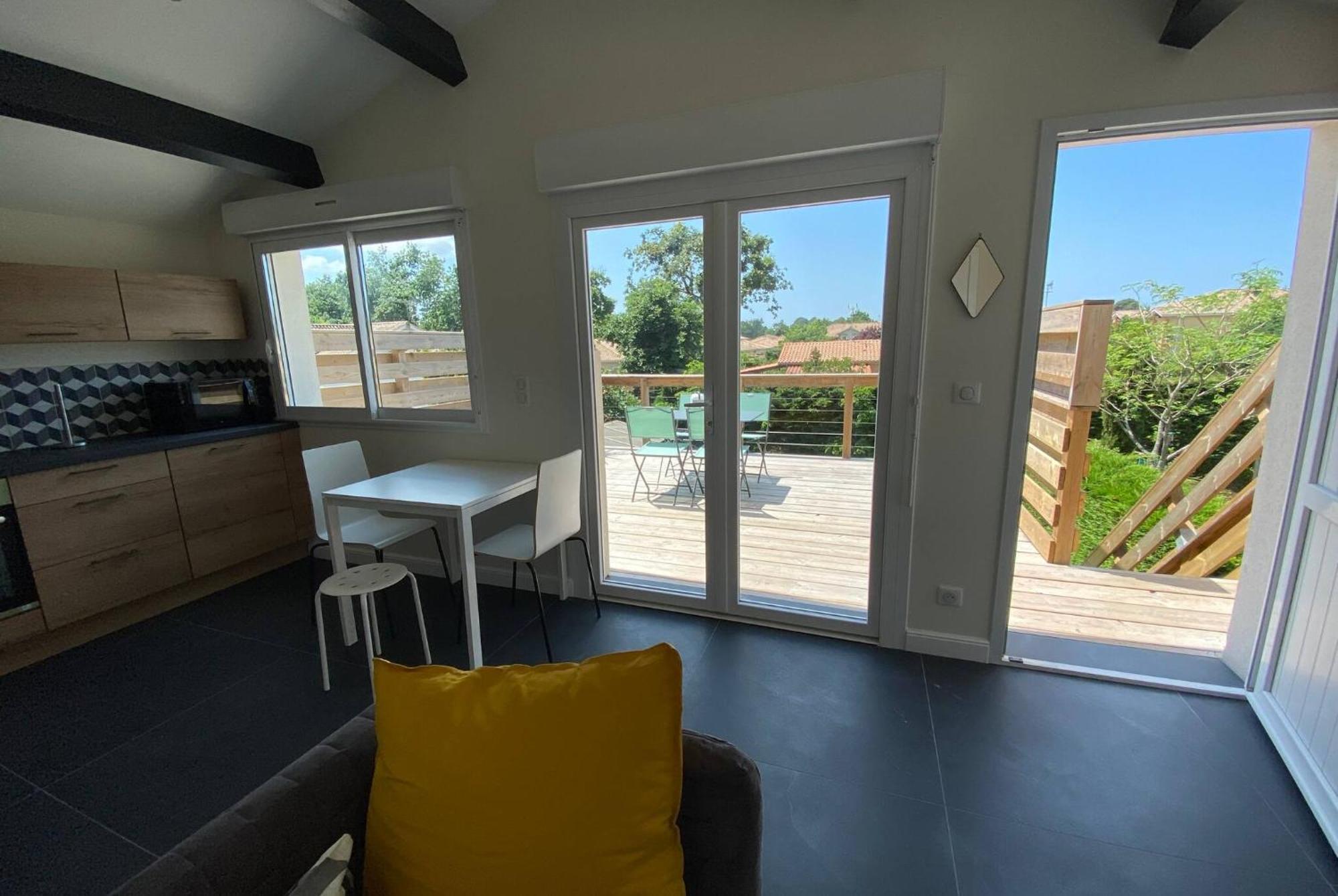 Appartement Des Pignons A Lege Bourg 外观 照片